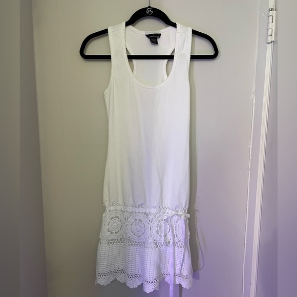 Moda International Dresses & Skirts - White dress size small.